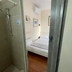 Yard With Private Entrance Daire