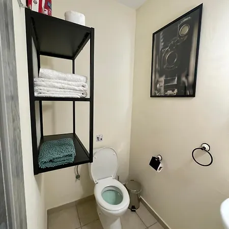 Apartament Yard With Private Entrance *