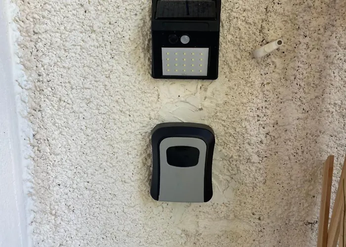 Apartmán Yard With Private Entrance