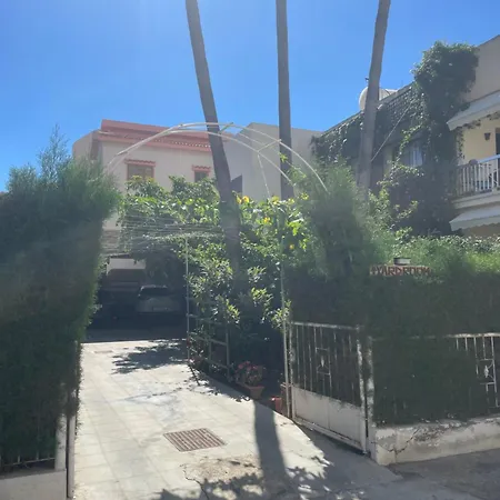 Yard With Private Entrance * Larnaca